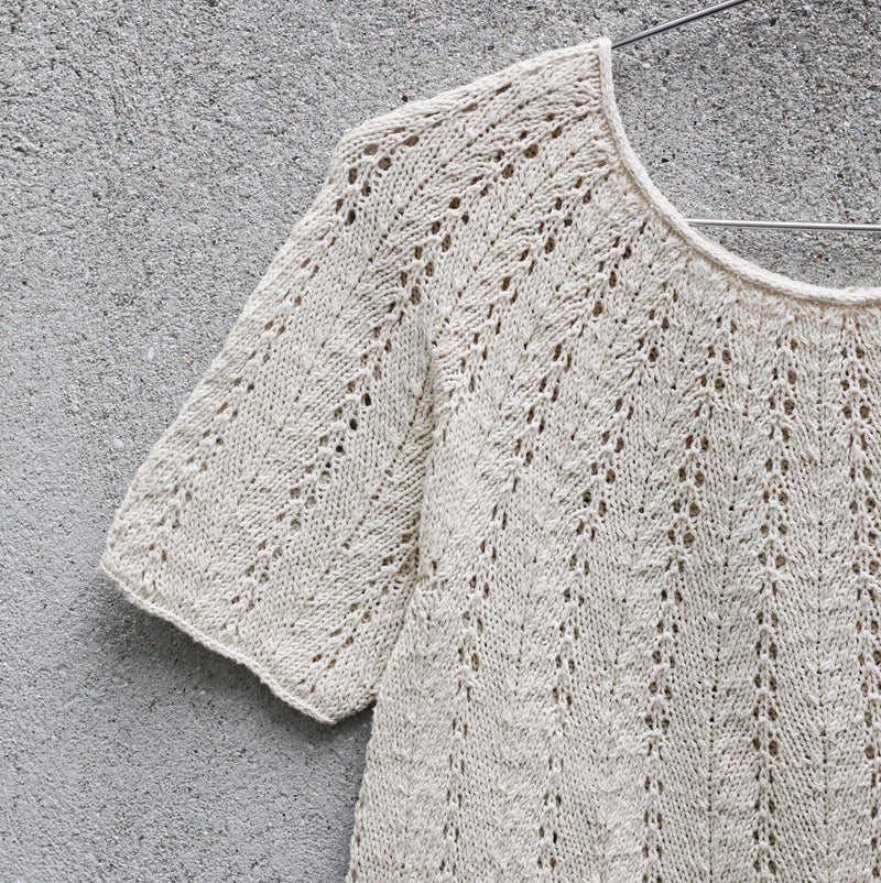 Fern Tee – Strickanleitung & Garnpaket - BONIFAKTUR - Kleinste - Fern Tee – Strickanleitung & Garnpaket