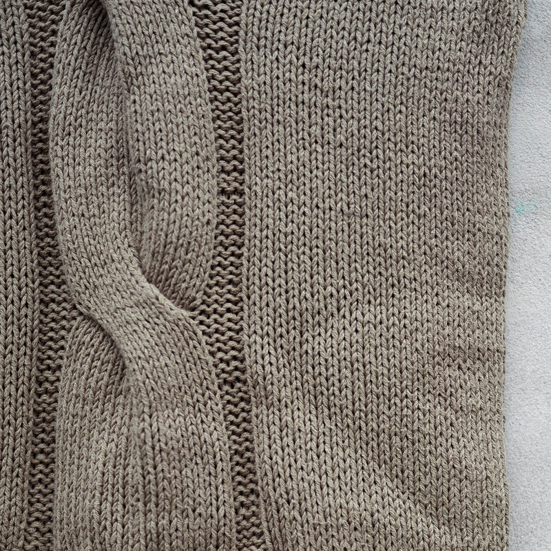 Twisted V-top – Strickanleitung & Garnpaket - BONIFAKTUR - Kleinste -Twisted V-top – Strickanleitung & Garnpaket