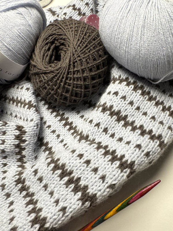 Customer photo: Knitting for Olive MERINO