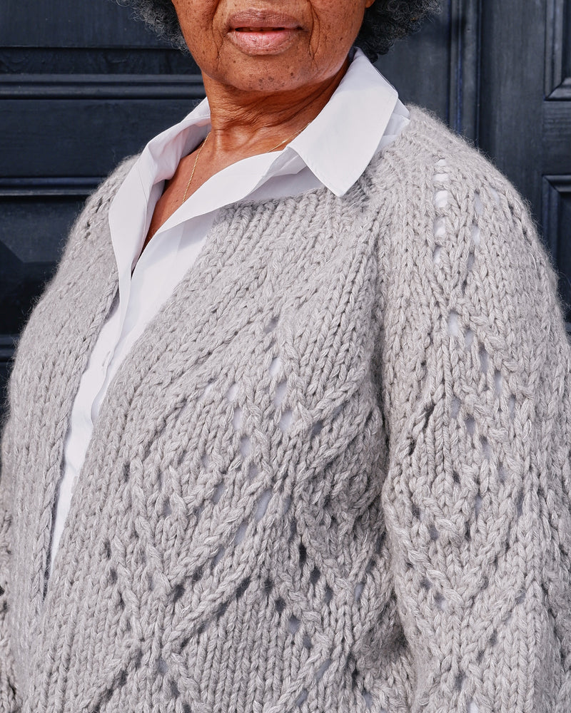 Clotilde Cardigan – Strickanleitung & Garnpaket - BONIFAKTUR