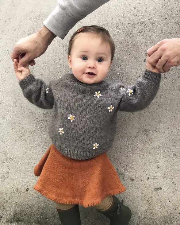 Daisy Sweater Kids – Strickanleitung & Garnpaket