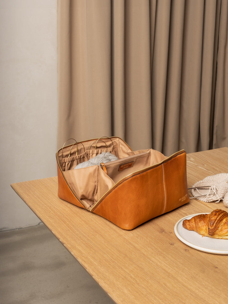 RE:DESIGNED Project 9 - BONIFAKTUR - Burned Tan and Gold - #farbe_burned-tan-and-gold