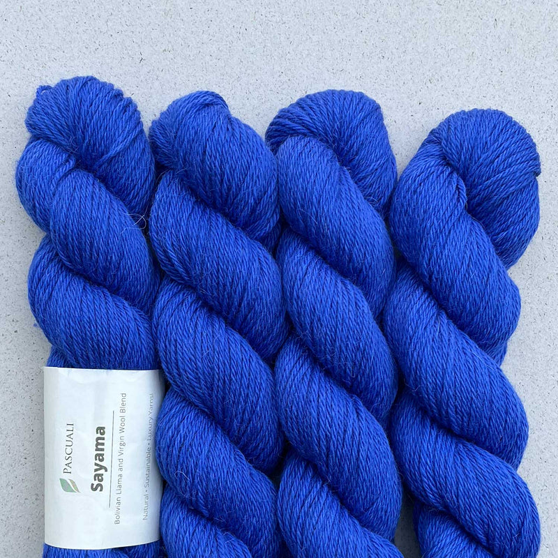 Pascuali Sayama in 330 Tintenblau: Lama-Schurwoll-Garn.