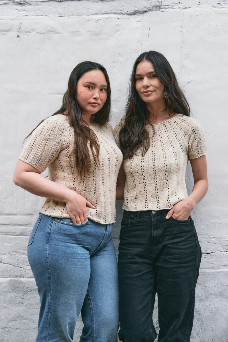 Fern Tee – Strickanleitung & Garnpaket - BONIFAKTUR - Kleinste - Fern Tee – Strickanleitung & Garnpaket