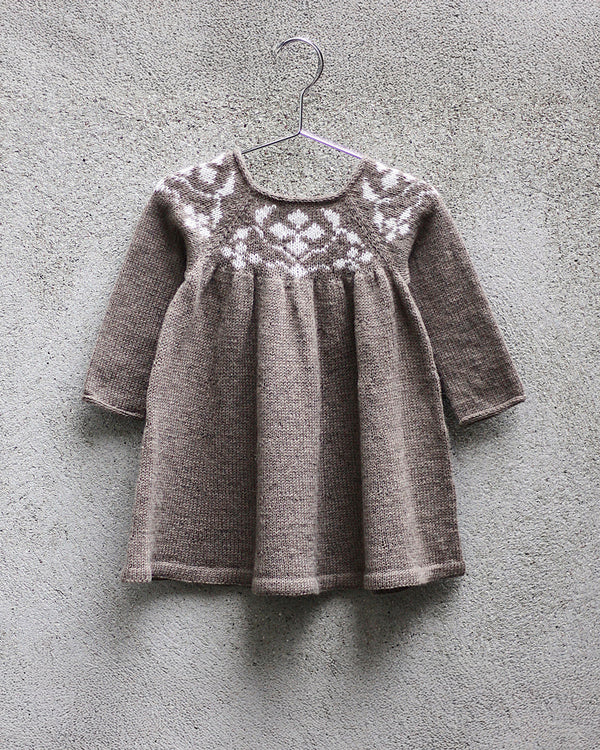 Cornelia Dress – Strickanleitung & Garnpaket