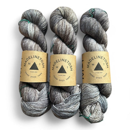Madelinetosh Tosh Merino Light - BONIFAKTUR - Pebble - Madelinetosh Tosh Merino Light