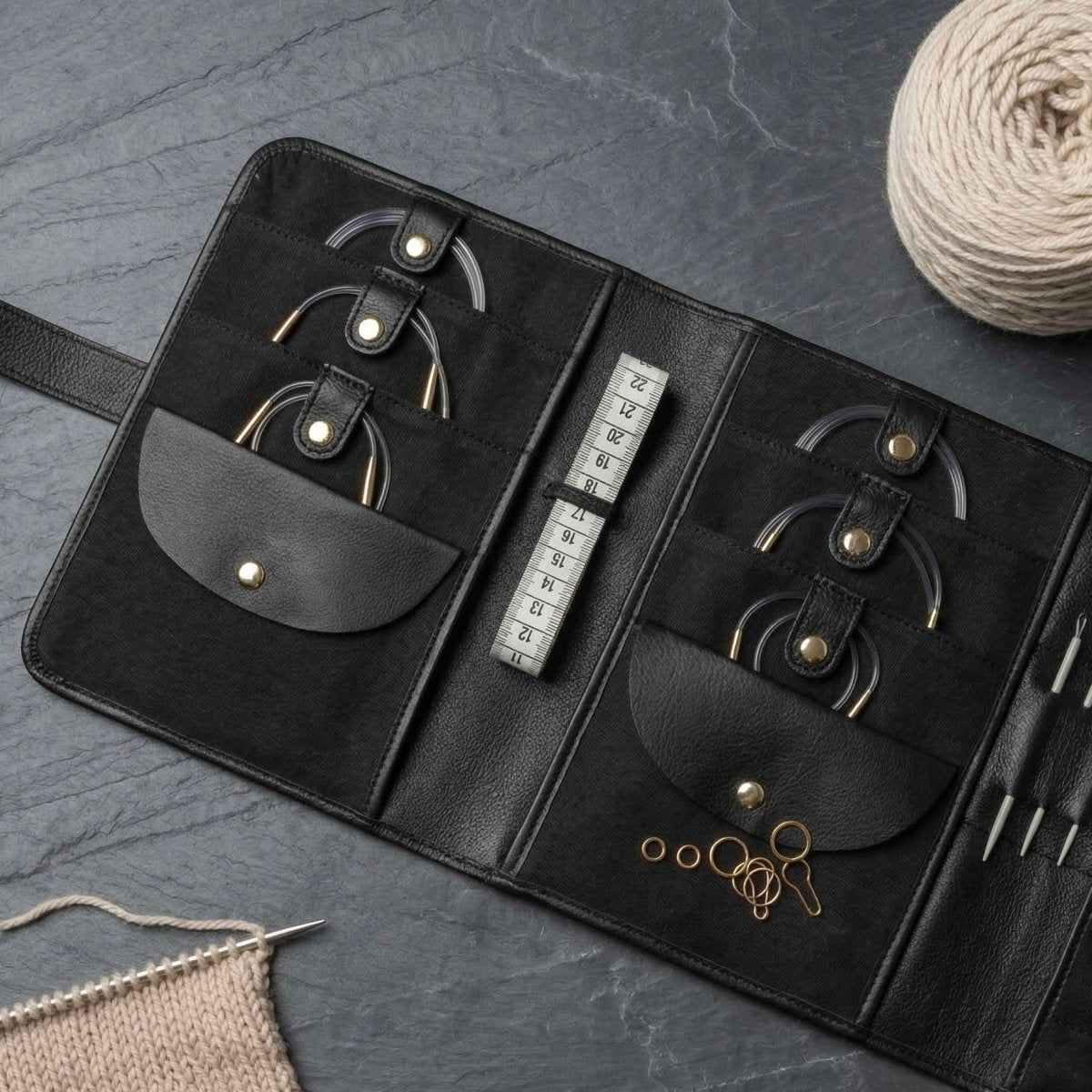 RE:DESIGNED Project 14 - Nadeletui - BONIFAKTUR - Black and Gold - farbe_black - and - gold