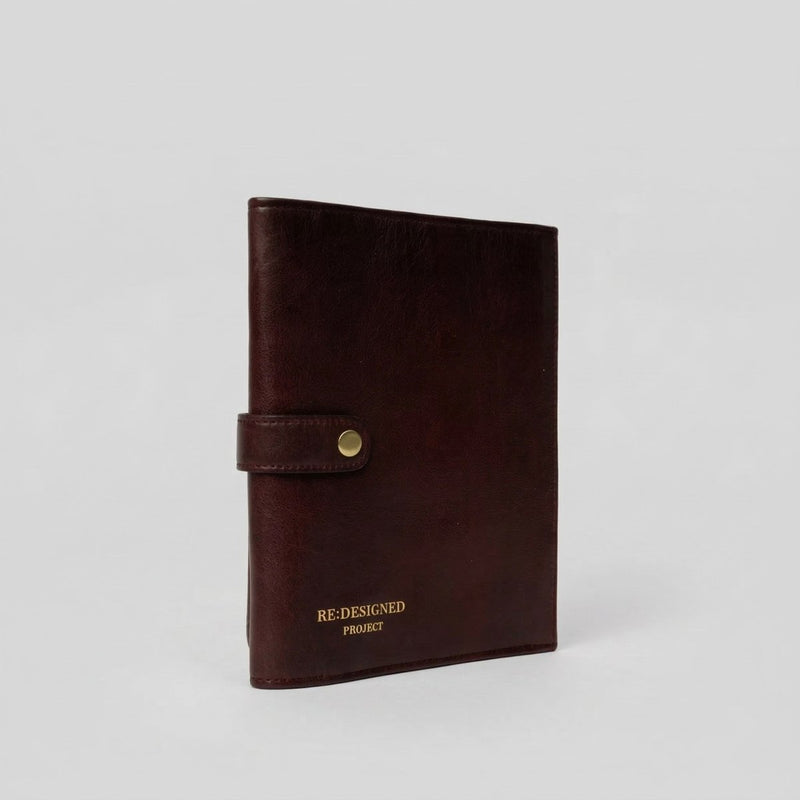 RE:DESIGNED Project 14 - Nadeletui - BONIFAKTUR - Dark Cherry - #farbe_dark-cherry