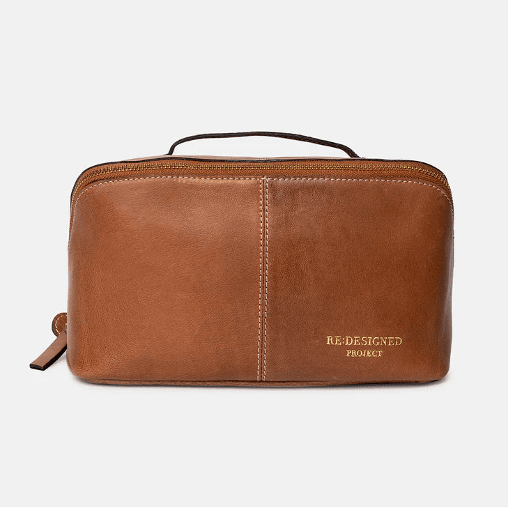 RE:DESIGNED Project 9 - BONIFAKTUR - Walnut and Brass - RE:DESIGNED Project 9 #farbe_walnut-and-brass