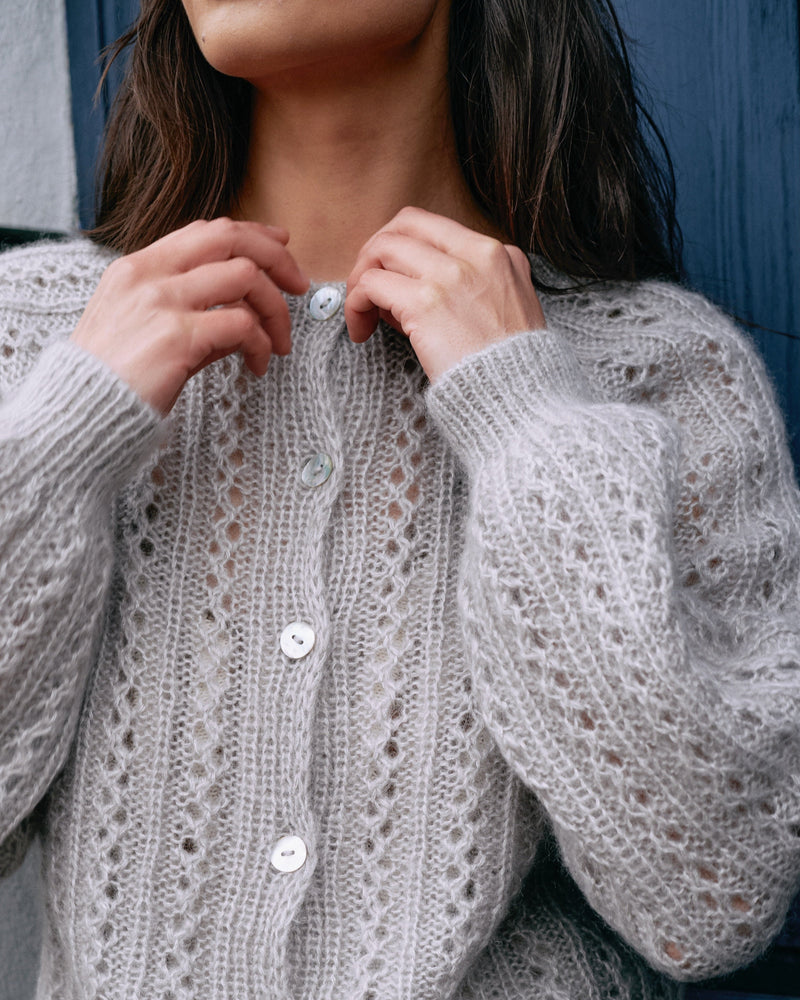 Waffle Cardigan – Strickanleitung & Garnpaket - BONIFAKTUR - Kleinste -Waffle Cardigan – Strickanleitung & Garnpaket